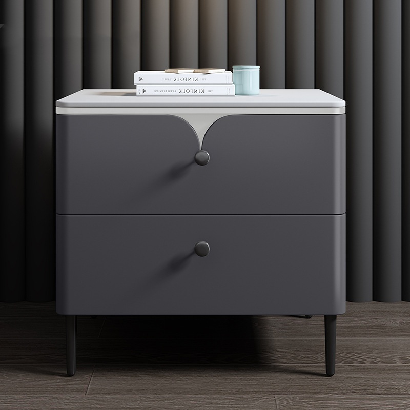 Solid Wood Nightstand 2 Drawers - طاولة سرير عصرية من الخشب الصلب