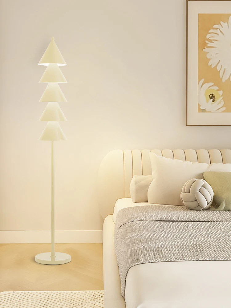 مصباح أرضي كامل الطيف لحماية ا - مراجعة Sofas وسعره