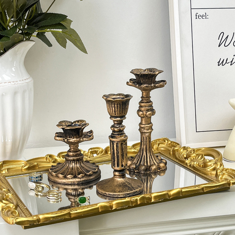 حامل شموع برونزي عتيق بتصميم ز - مراجعة Tables وسعره