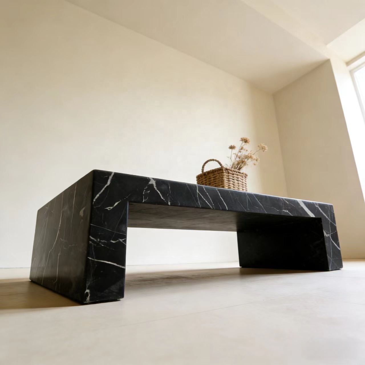 طاولة قهوة فاخرة حديثة بقاعدة  - مراجعة Bedroom Furniture وسعره